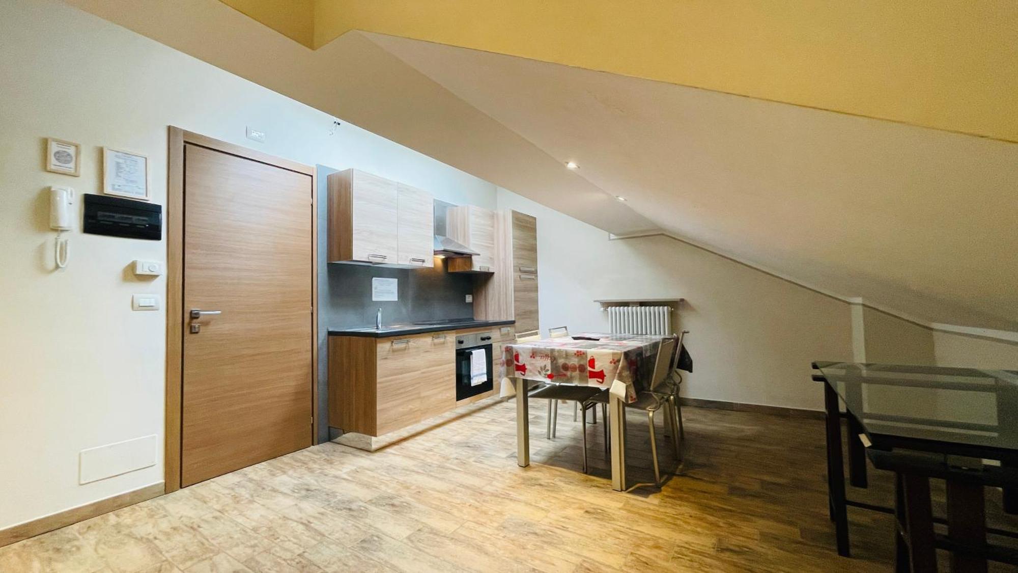 One-bedroom Loft Apartment,1661666885:JPEG